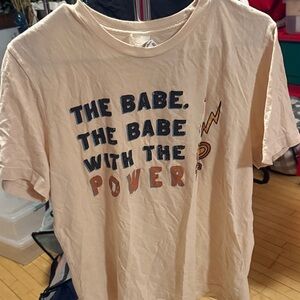 Graphic Tee "The Babe With The Power" - Light Peach